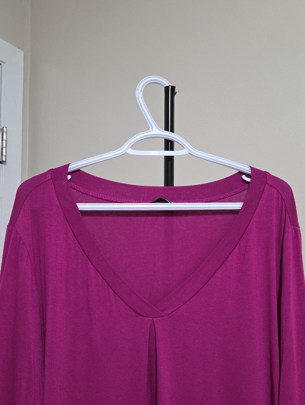 BloomChic Raspberry V-Neck Tunic with Tiered Ruffle Sleeves - Picture 2 of 8